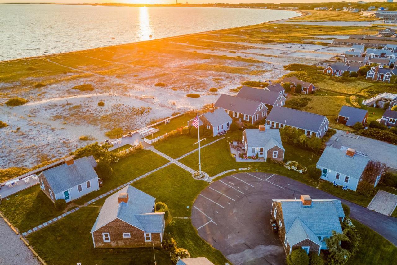 Sandbars Inn - Beachside Cottage North Truro Exterior photo