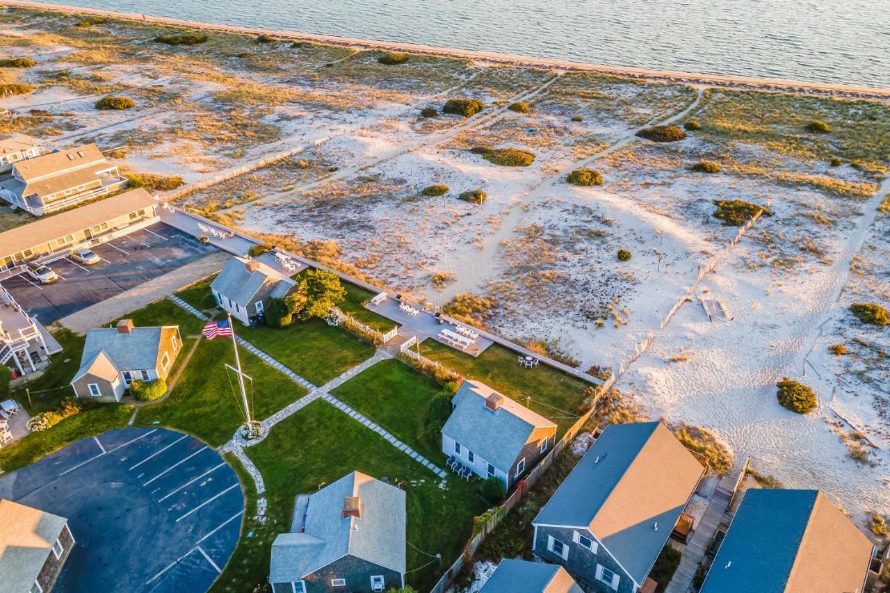 Sandbars Inn - Beachside Cottage North Truro Exterior photo